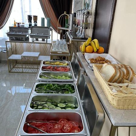 Blue Rose Hotel Al Amarat Exterior photo
